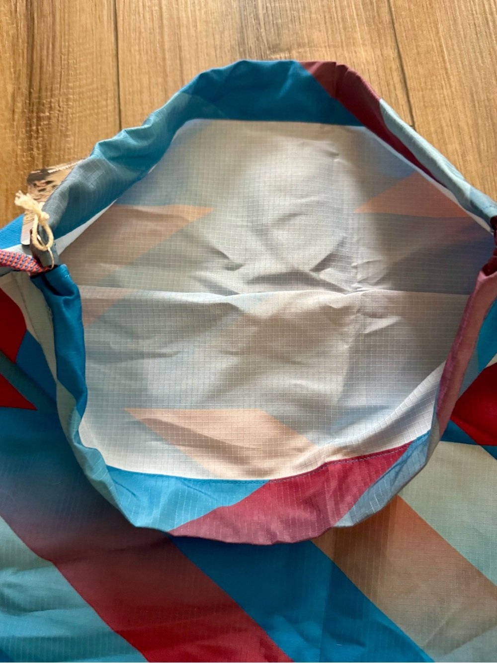 2023 RAD Rabbit Drawstring Bag | NWT | Mykonos Blue | Rabbit Running Apparel - Picture 5 of 7
